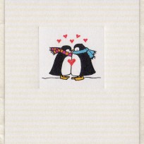 Penguin Cuddle (D235)